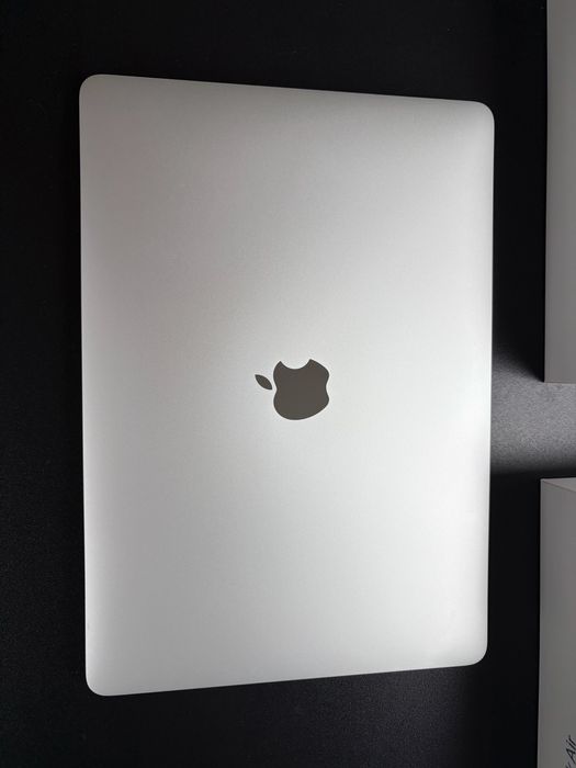 *ZADBANY* MacBook Air M1 512GB 8GB RAM 2021, 93% Baterii, 98 cykli