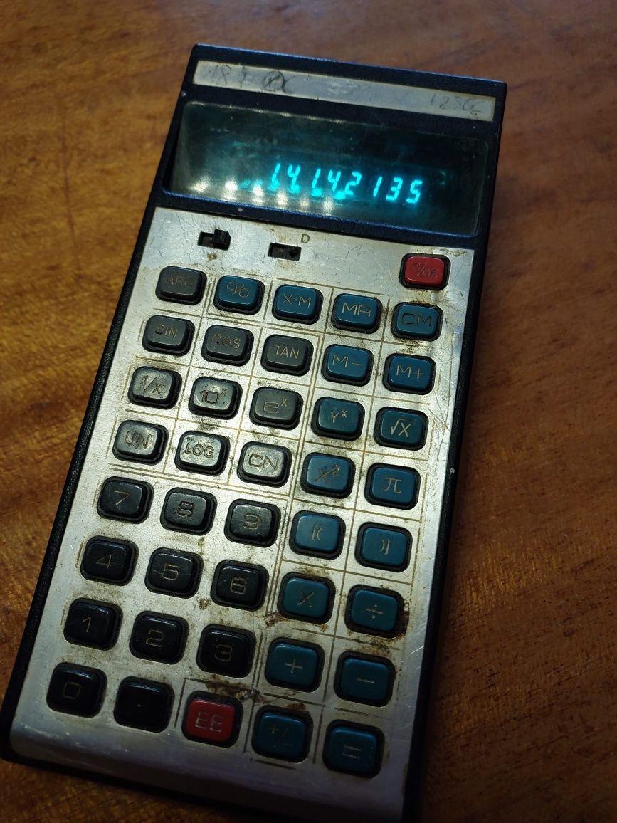 retro kalkulator vfd