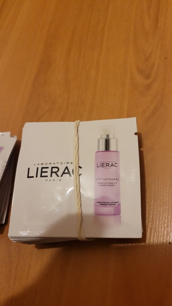 Lierac Lift Integral Serum przeciwzmarszczkowe
Serum przeznaczone