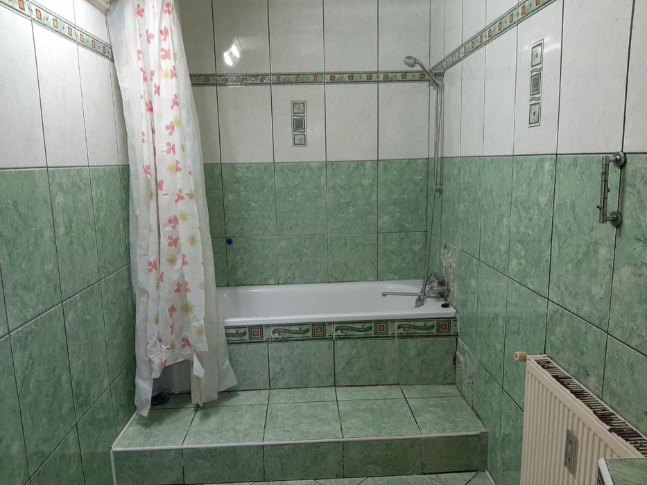 Здається 1кім. квартира, (частина будинку) на 12 Школі!