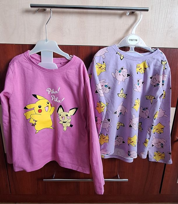 Dwie bluzki z długim rękawem Pokemon Pikachu Sinsay 122