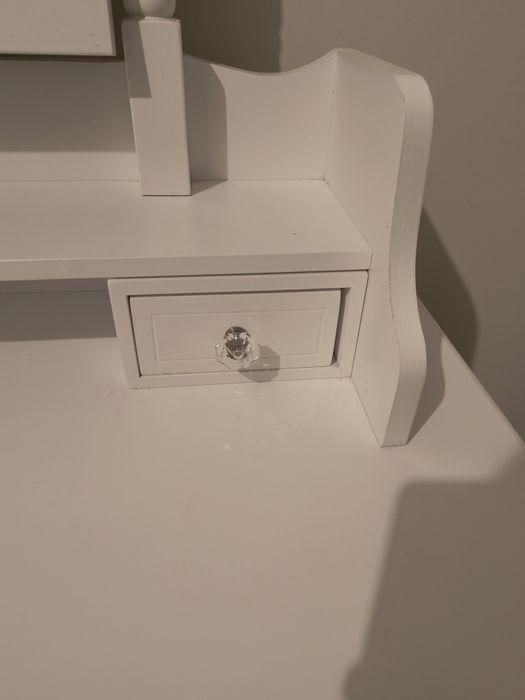 Toaletka z taboretem