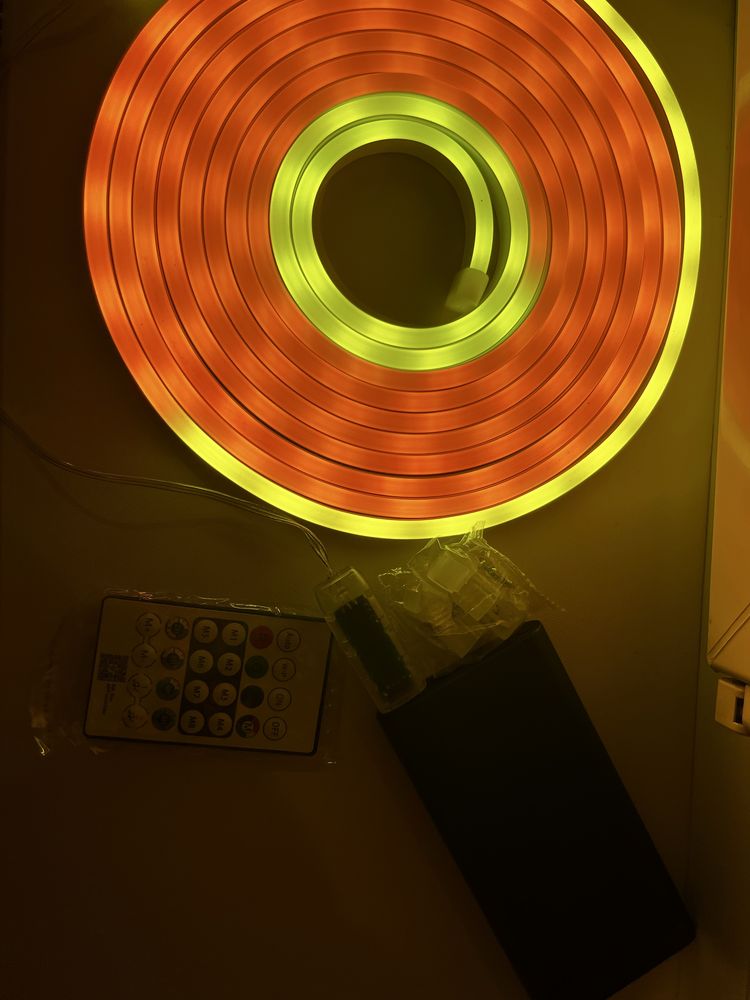 Розумний RGB смарт-неон – ідеальне рішення для стильного декору
