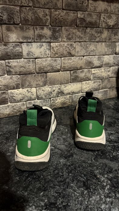 Кросівки зара 38 р., унісекс