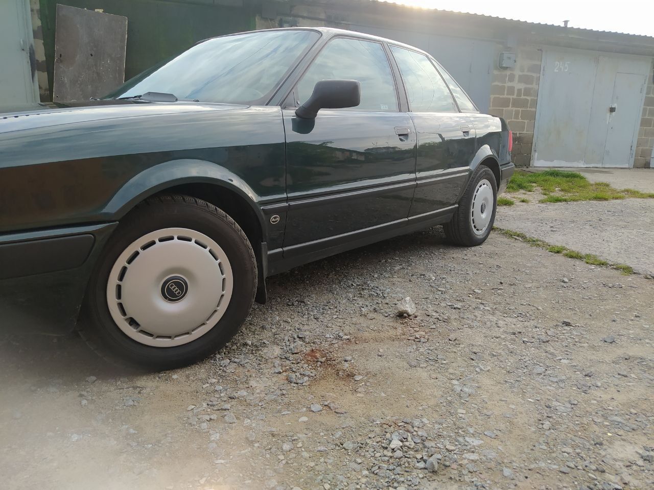 Продам Audі 80 b4 1994р.в.Супер стан.Рідний пробіг.Без торгів.