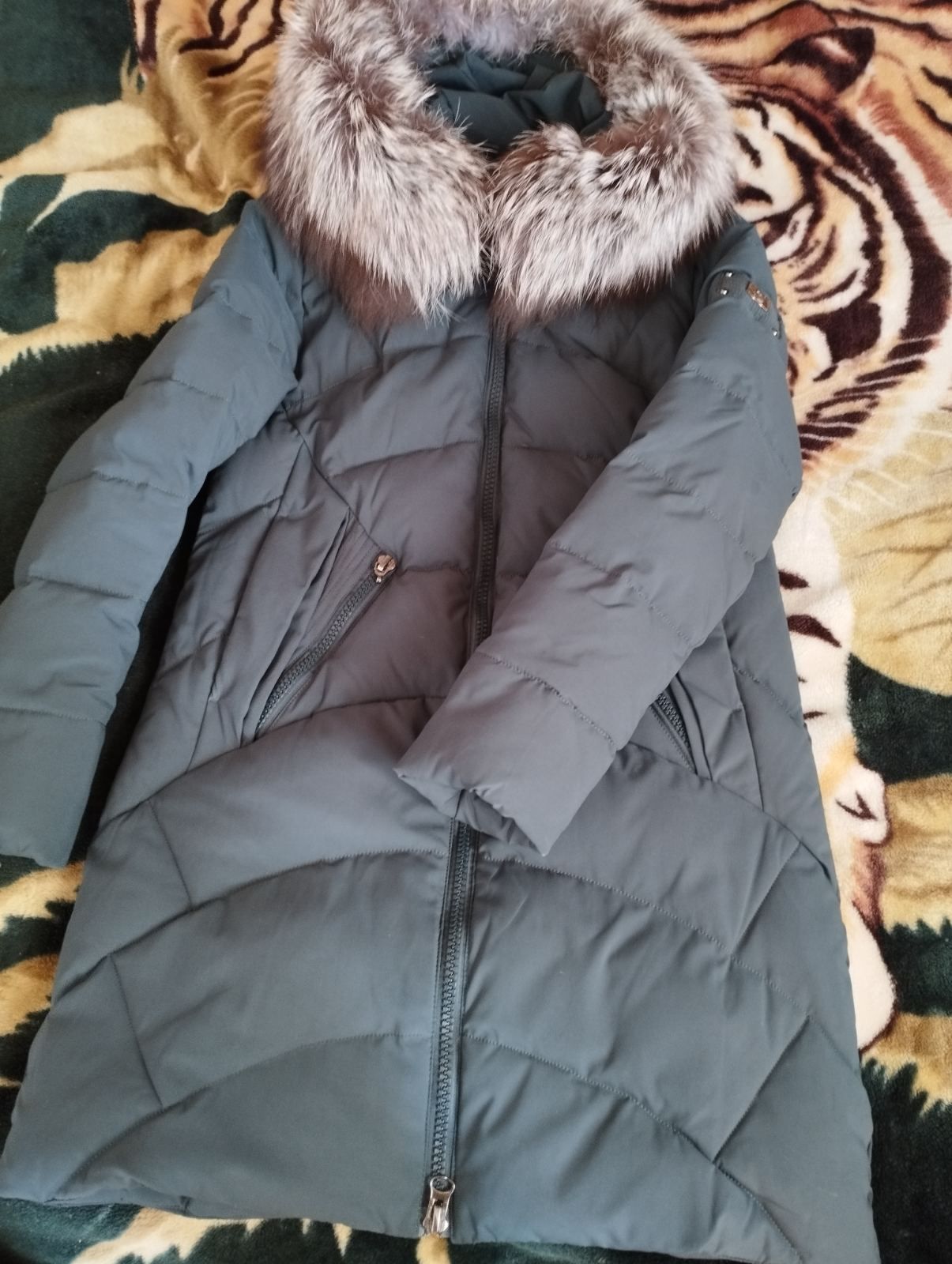 Куртка зимова жіноча розмір 44-46