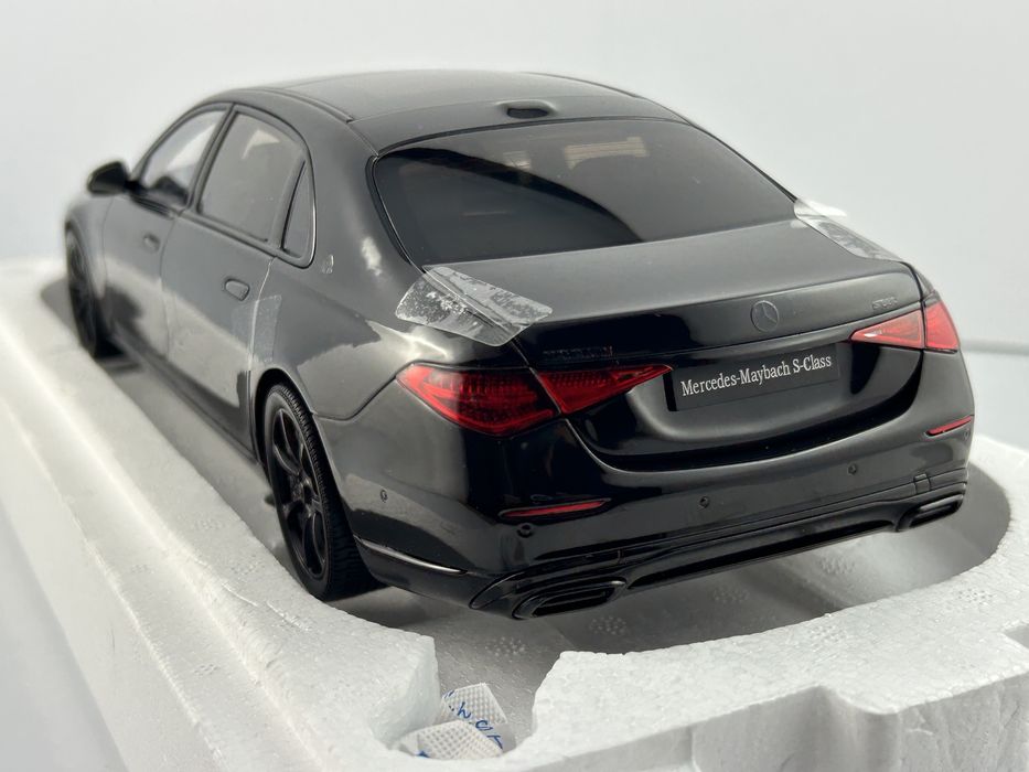 Mercedes Maybach 680S Almost Real 1/18