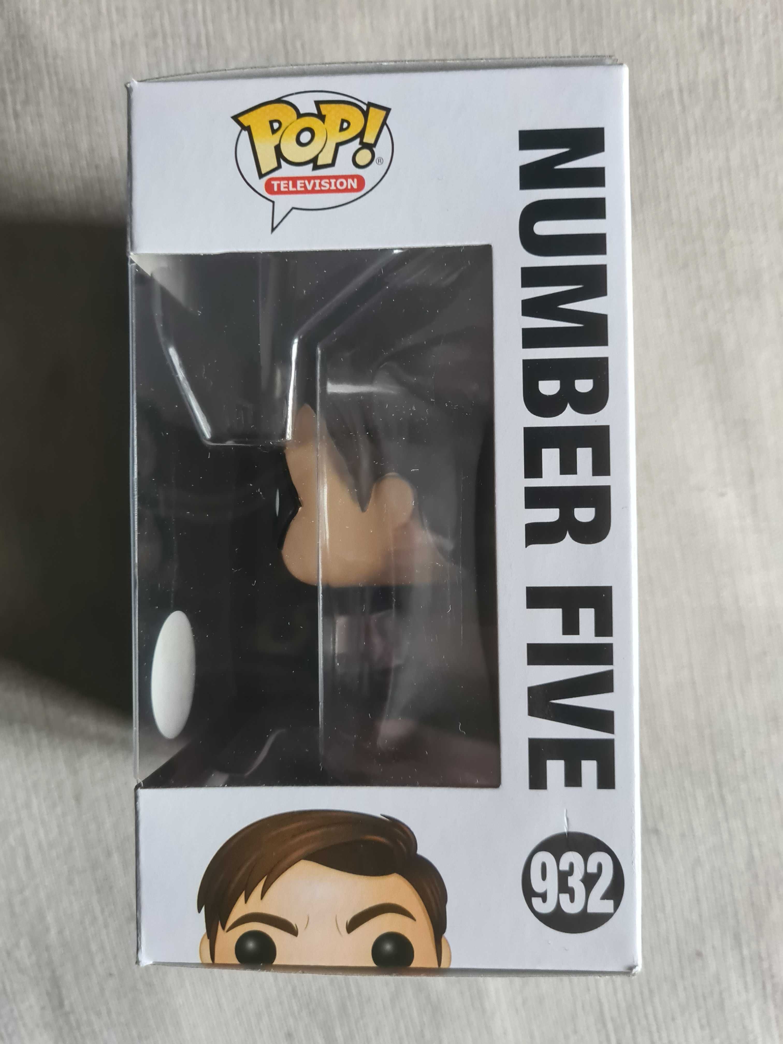 Funko Pop 932 - Number Five Chase Edition - The Umbrella Academy