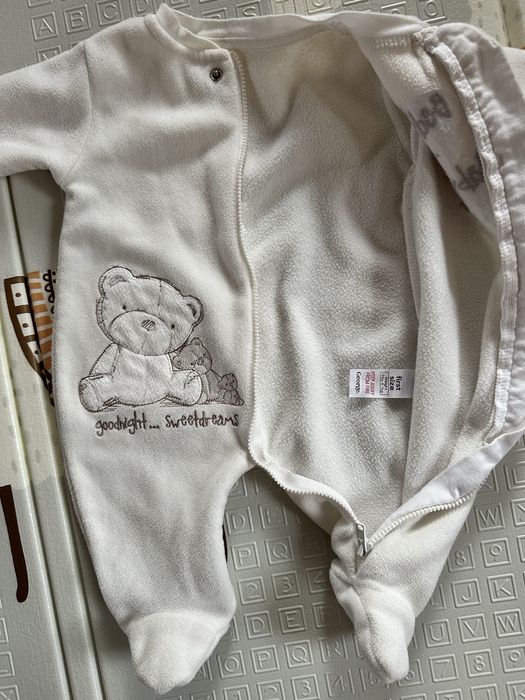 Теплі флісові чоловічки та комбінезон на новонароджених