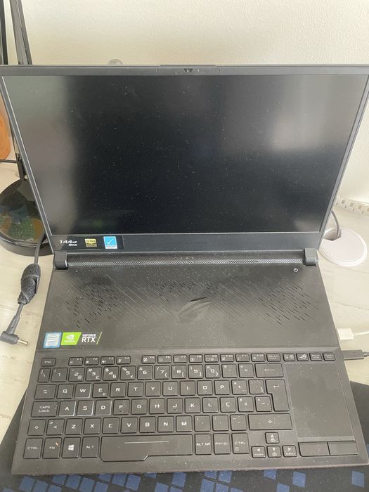 Portátil Asus Rog Zephyrus S