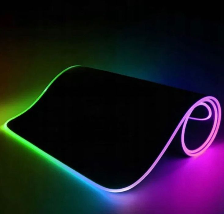 Podkładka Pod Myszkę Gamingowa LED RGB 35x25cm Na Biurko Czarna Kolory