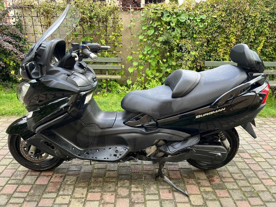 Suzuki Burgman 650 Executive 2014 rok