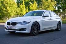 BMW Seria 3 BMW 328i F30