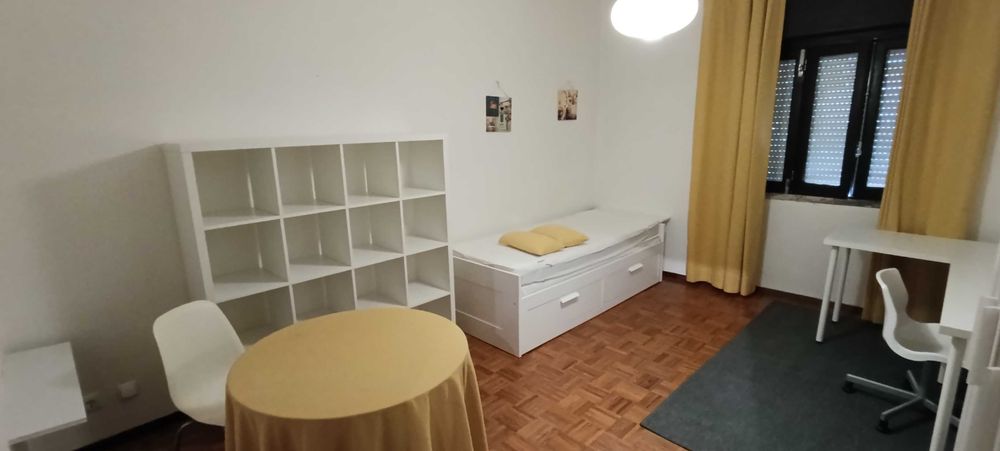 Quartos individuais para estudantes (F), perto do Politécnico.
