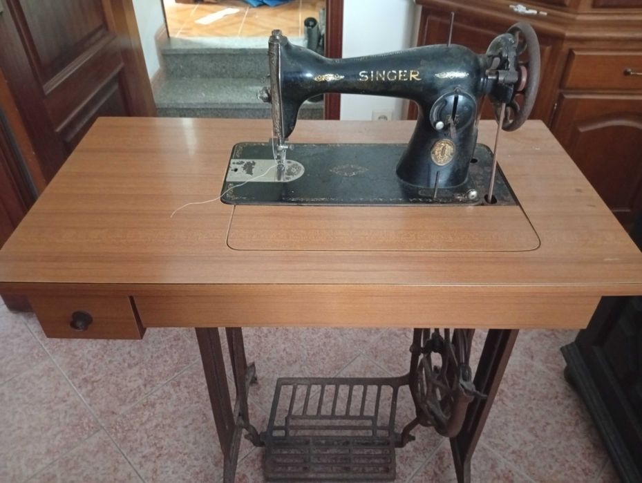Máquina de costura SINGER