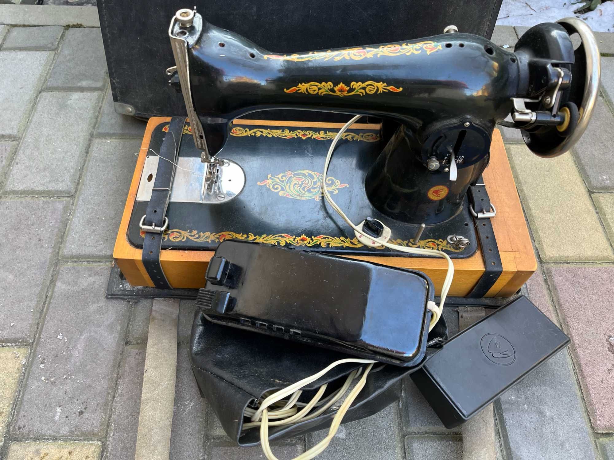 Швейная машина класс 2 М с электроприводом