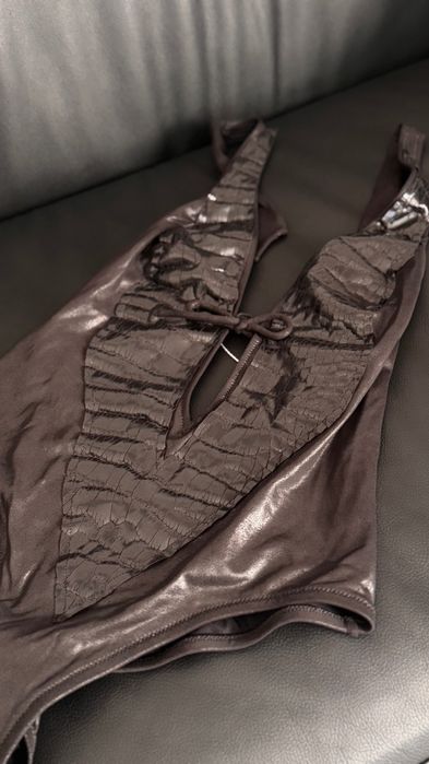 Чорний жіночий купальник Італія