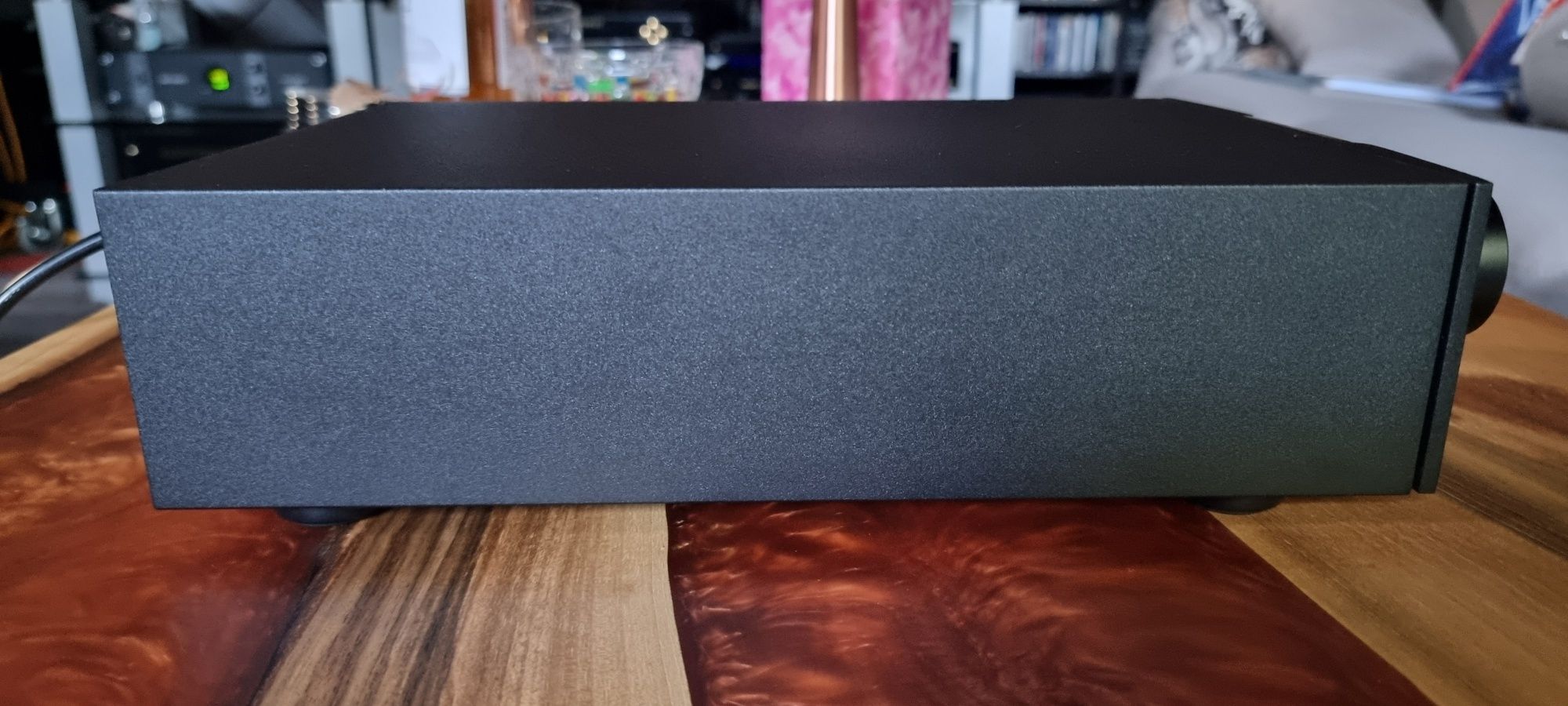 ЦАП NAIM DAC-V1 підсилювач для навушників