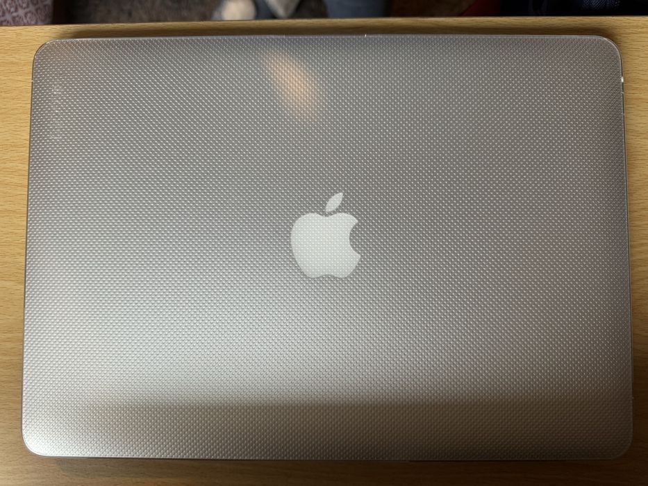MacBook Air 13” NOVO