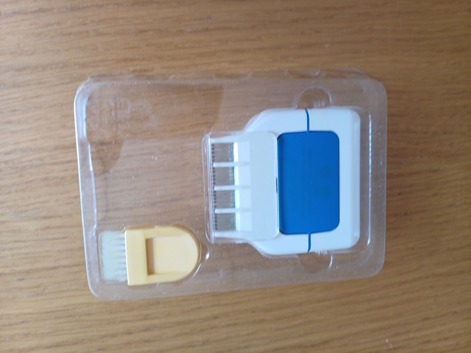 Pente eléctrico para piolhos e lêndeas