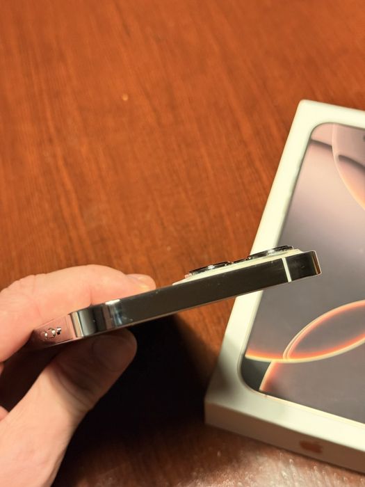 Iphone 13 Pro Max 256 GB Biały komplet