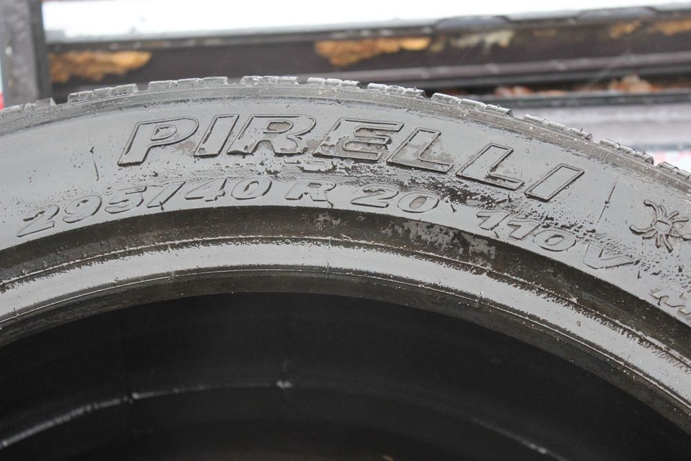 295-40-R20 PIRELLI SCORPION 1 штука идеальной зимней резины GERMANY