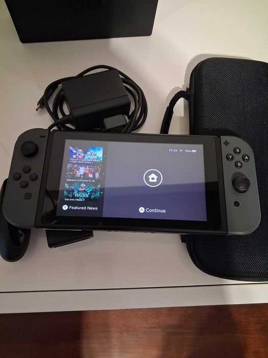 Nintendo switch cinzenta + acessórios