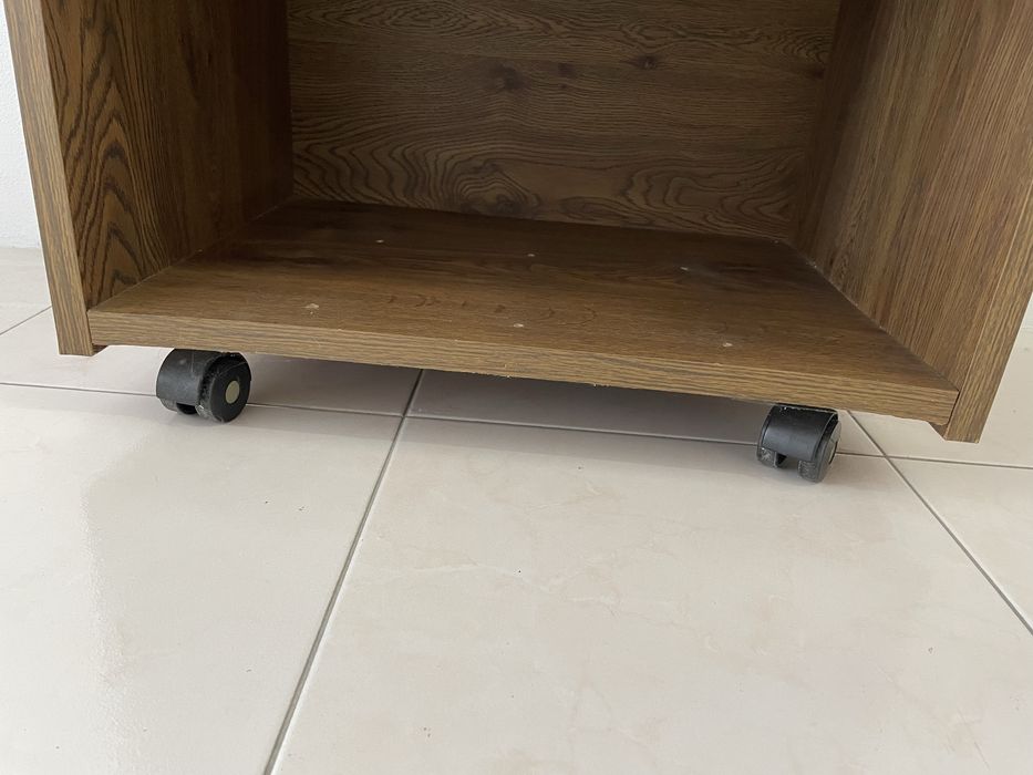 Móvel Castanho c/Rodas