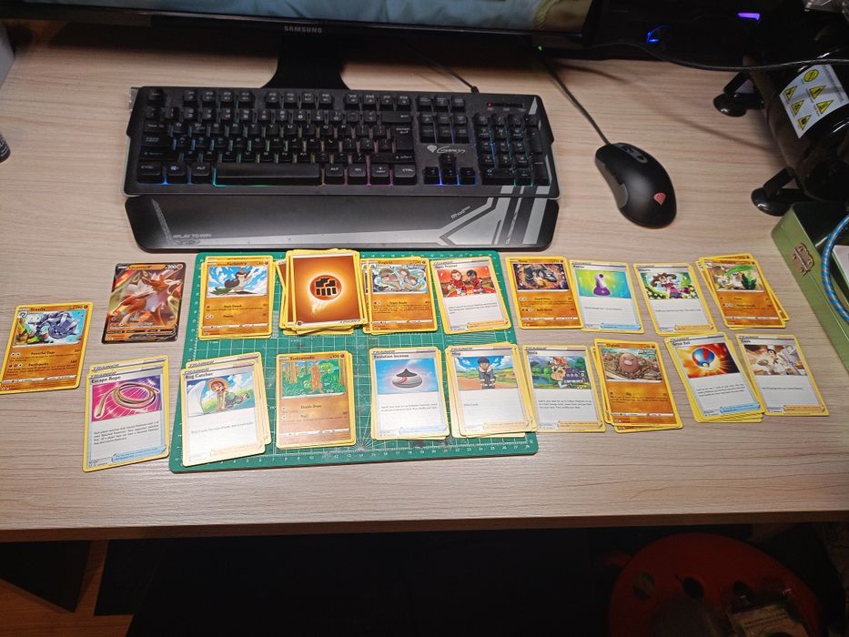 Pokemon tcg battle deck lycanroc v