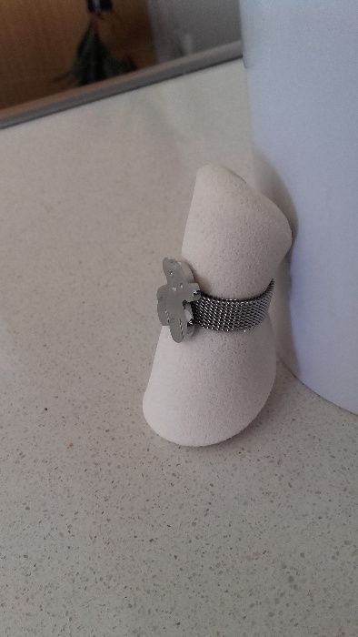 Anel de aço com urso