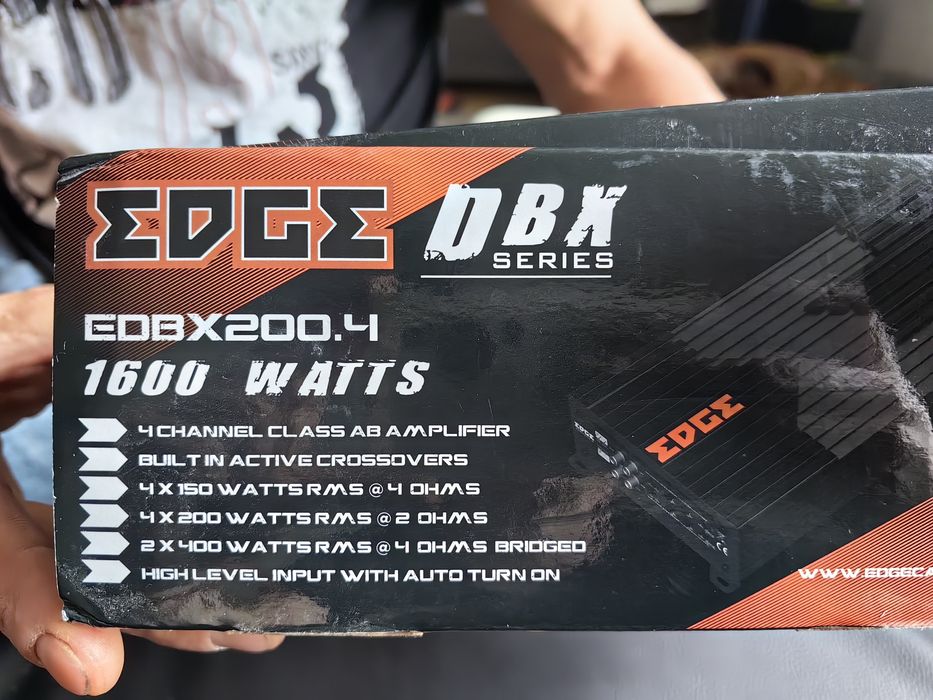 Wzmacniacz samochodowy