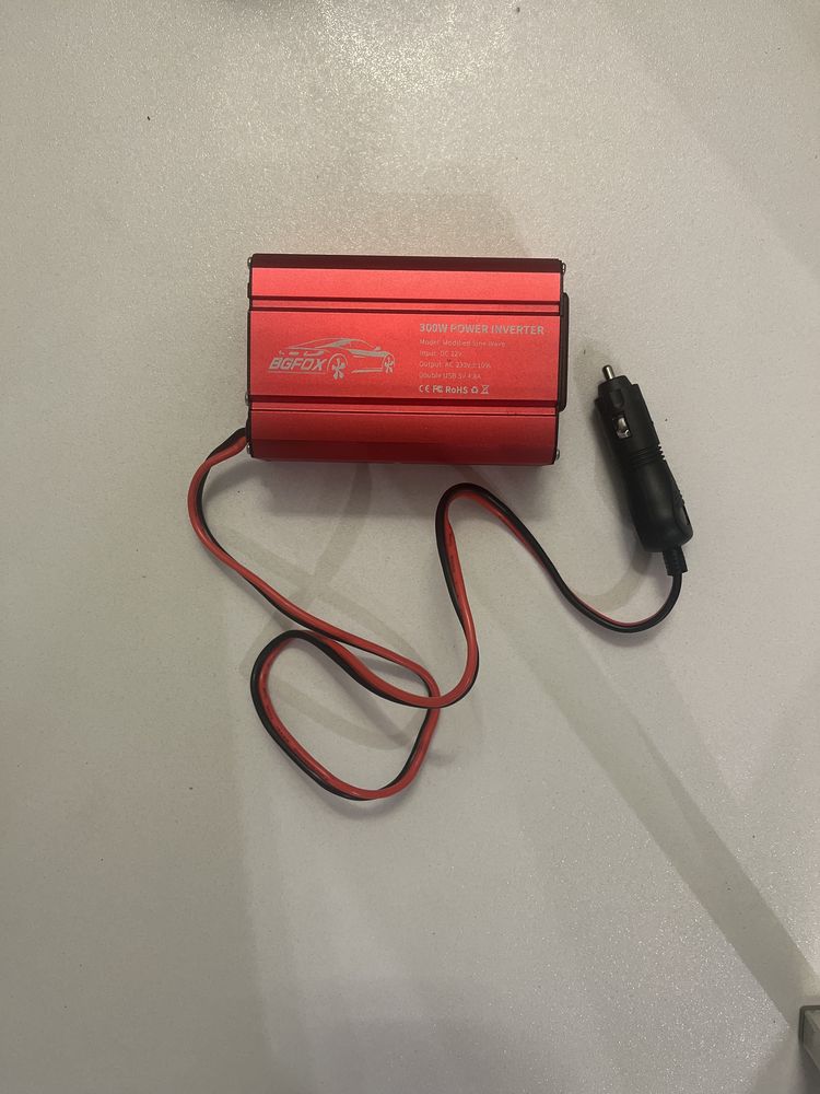 Inverter DC 12 V do 230 V AC 2x USB  BGFOX