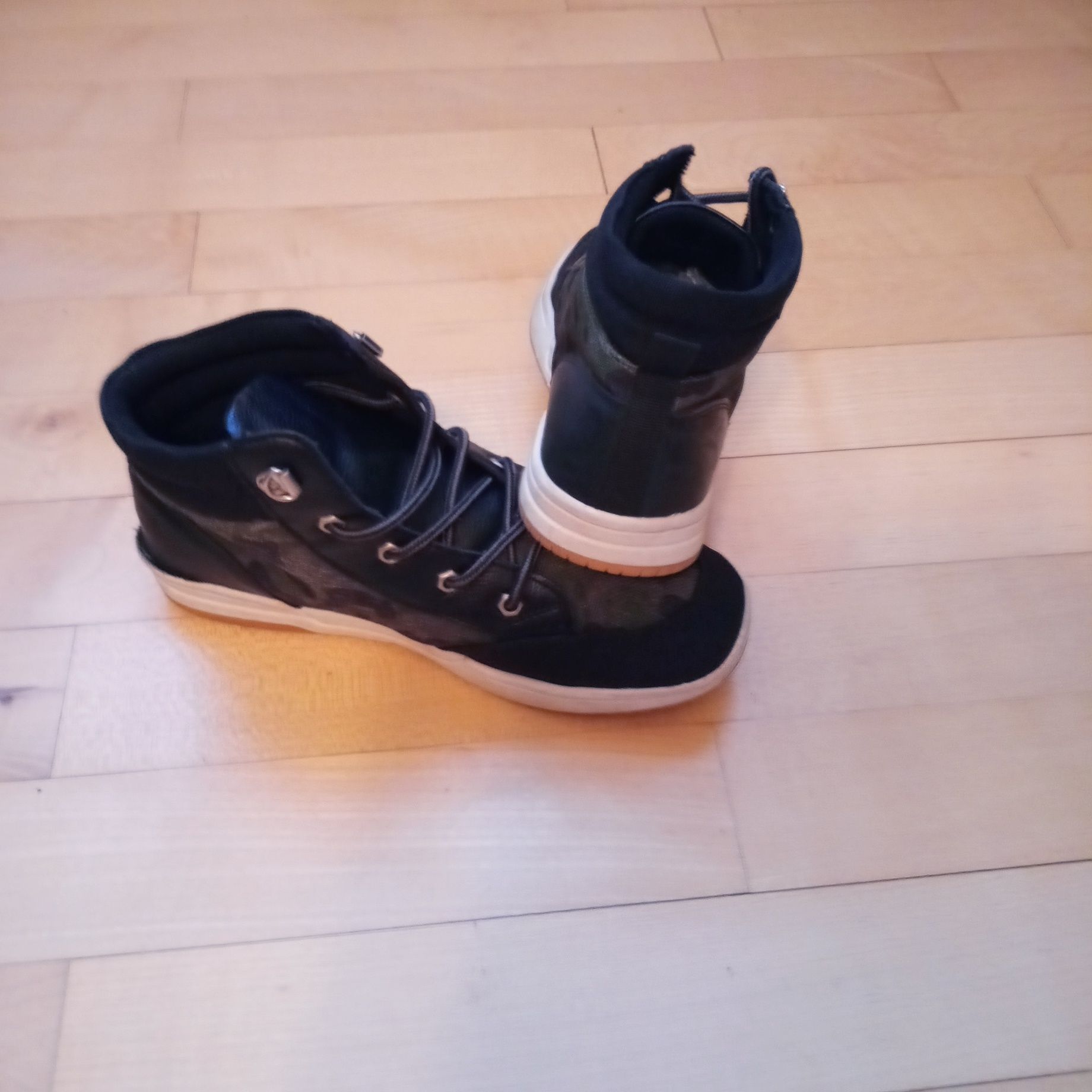 Buty sportowe Primark rozm 38