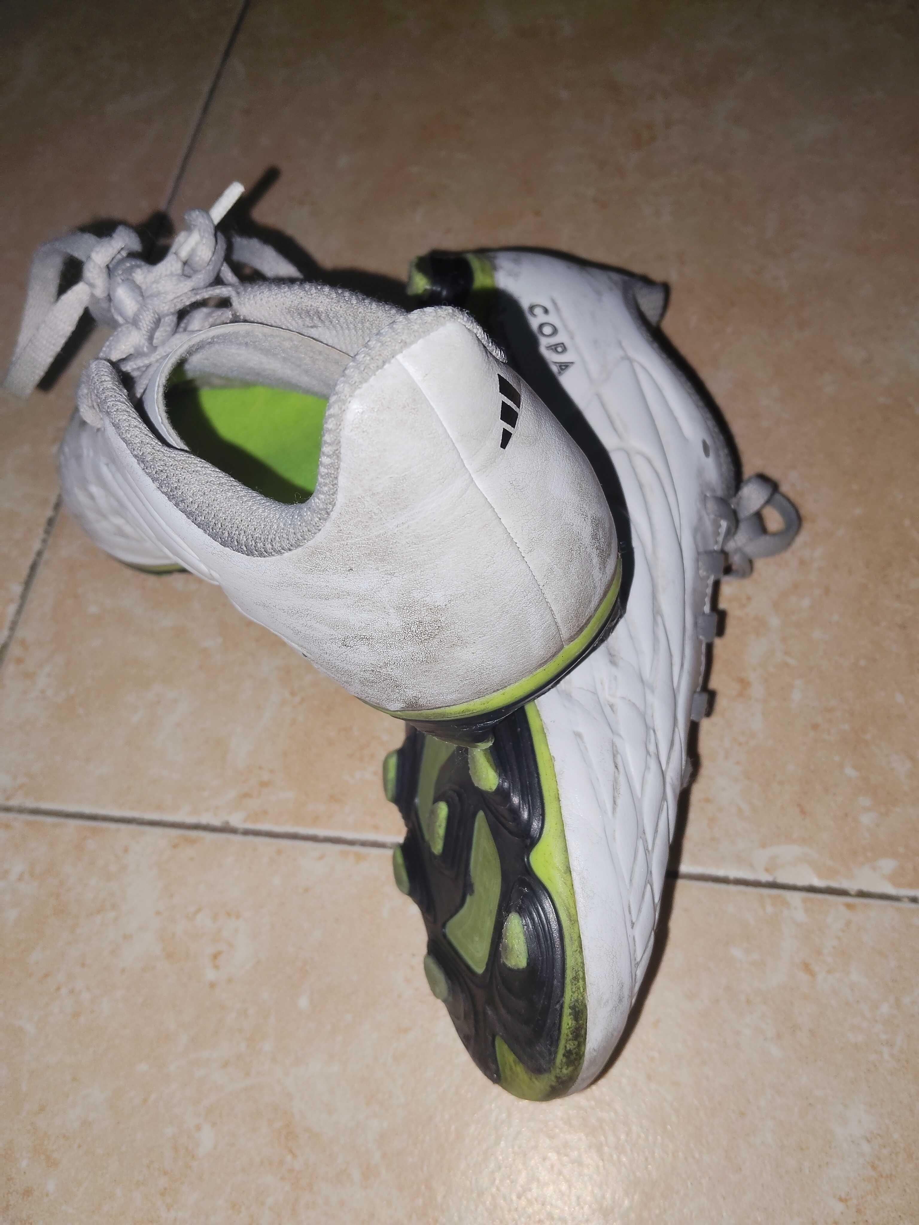 Chuteiras Adidas Copa N°32