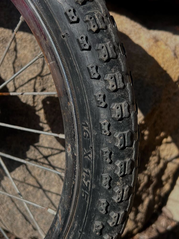 Rowerek dzieciecy 16 x 1.75 czerwony/ wisniowy RALEIGH