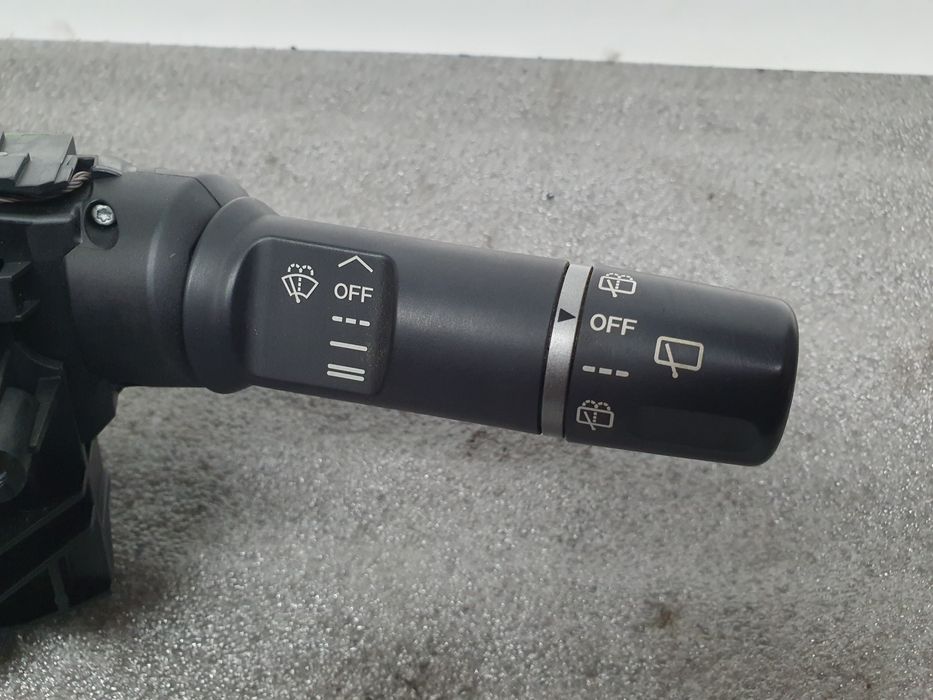 Conjunto / manetes de luzes e limpa vidros MAZDA 2 (DE)