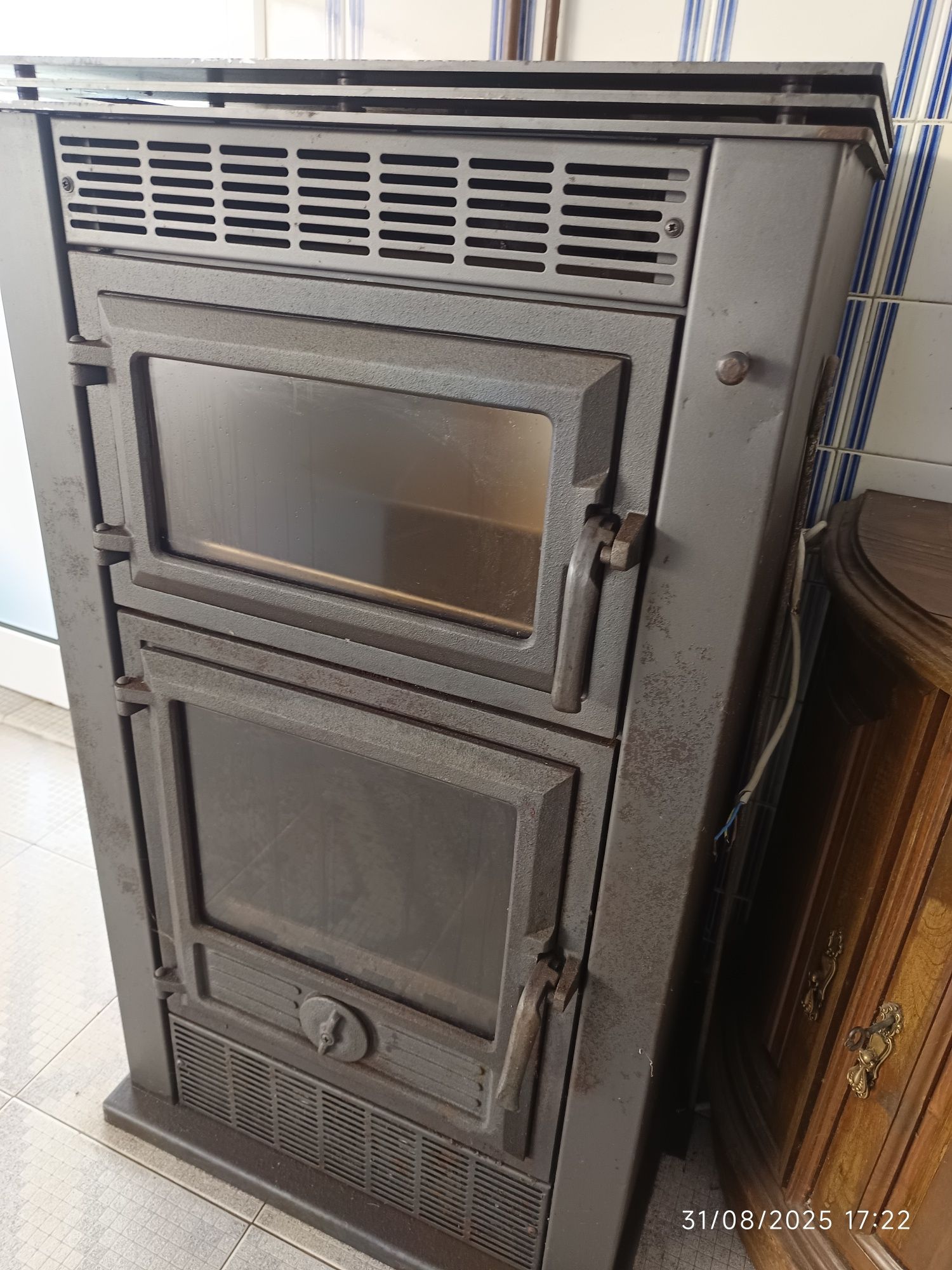 Salamandra com ventilador usado com tubos em inox