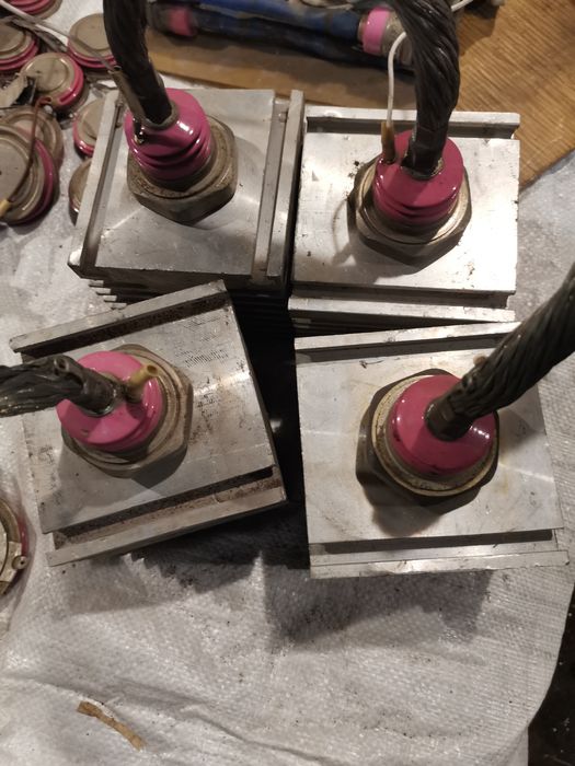 Тиристор ТЛ4-250