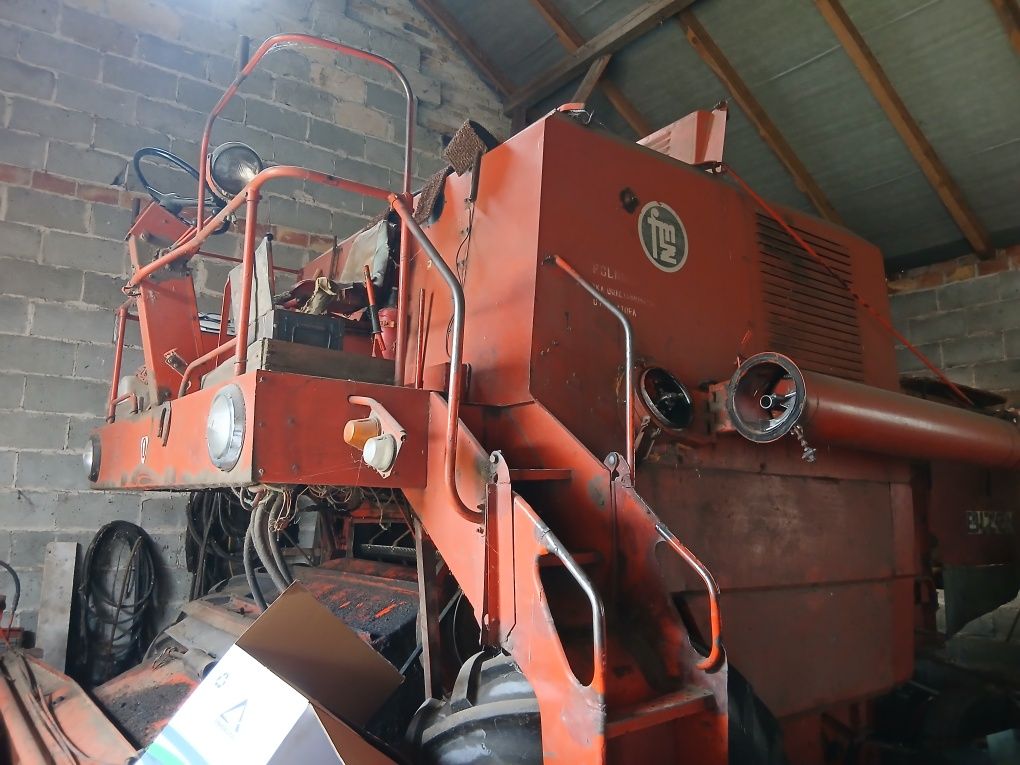 Kombajn Bizon Z056