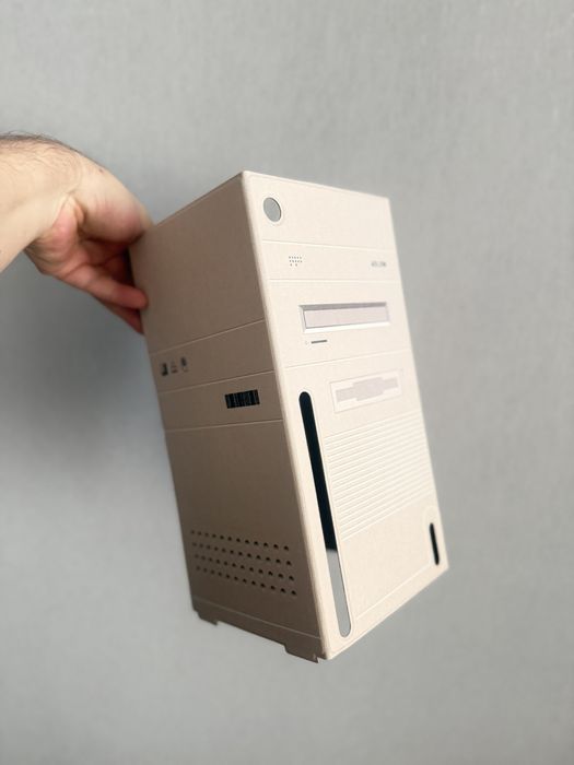 Продам чехол накладку для Xbox Series X