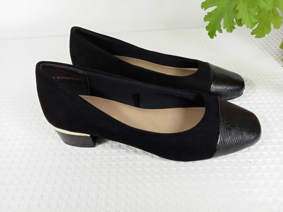 buty czarne Clara Barson