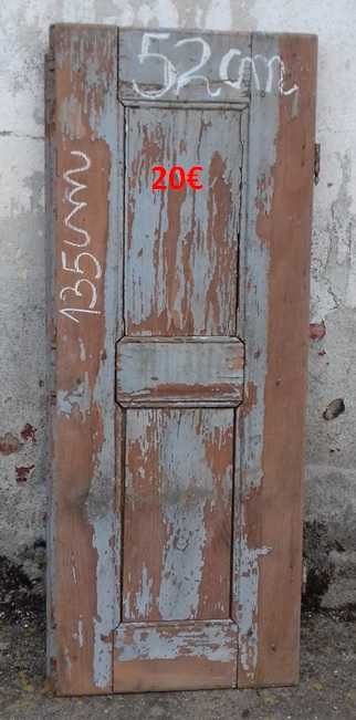 Portas muito antigas