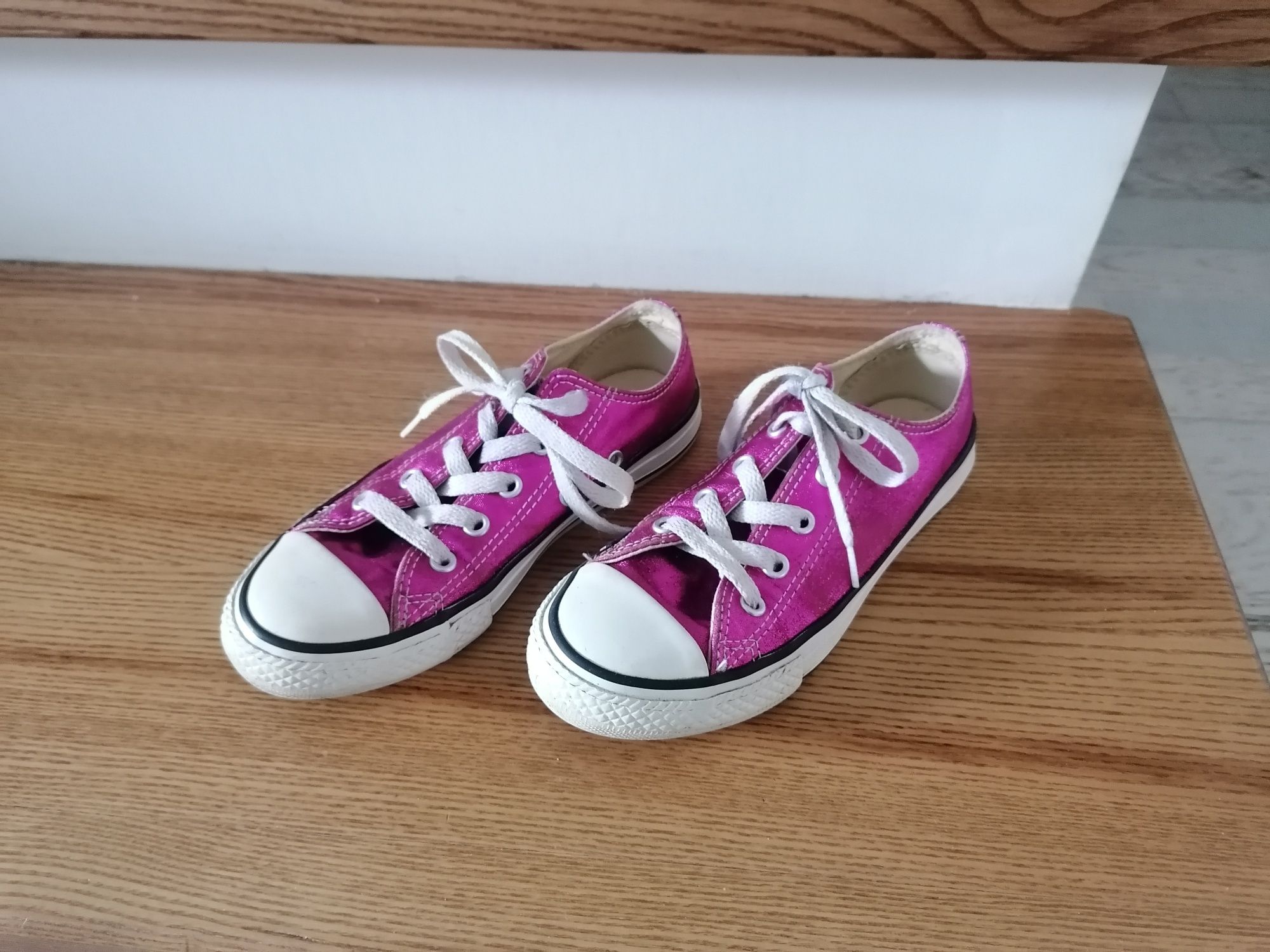 Trampki marki Converse rozm. 31,5