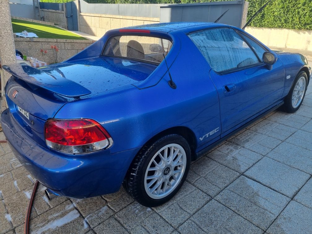 Honda crx del sol