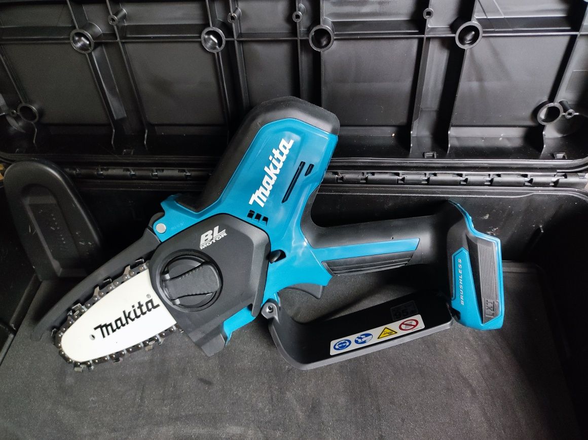 Пила ланцюгова акумуляторна Makita DUC101Z