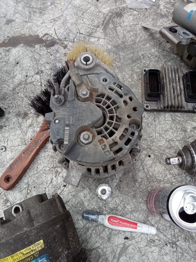 Alternator  opel Meriva astra Zafira 1.6