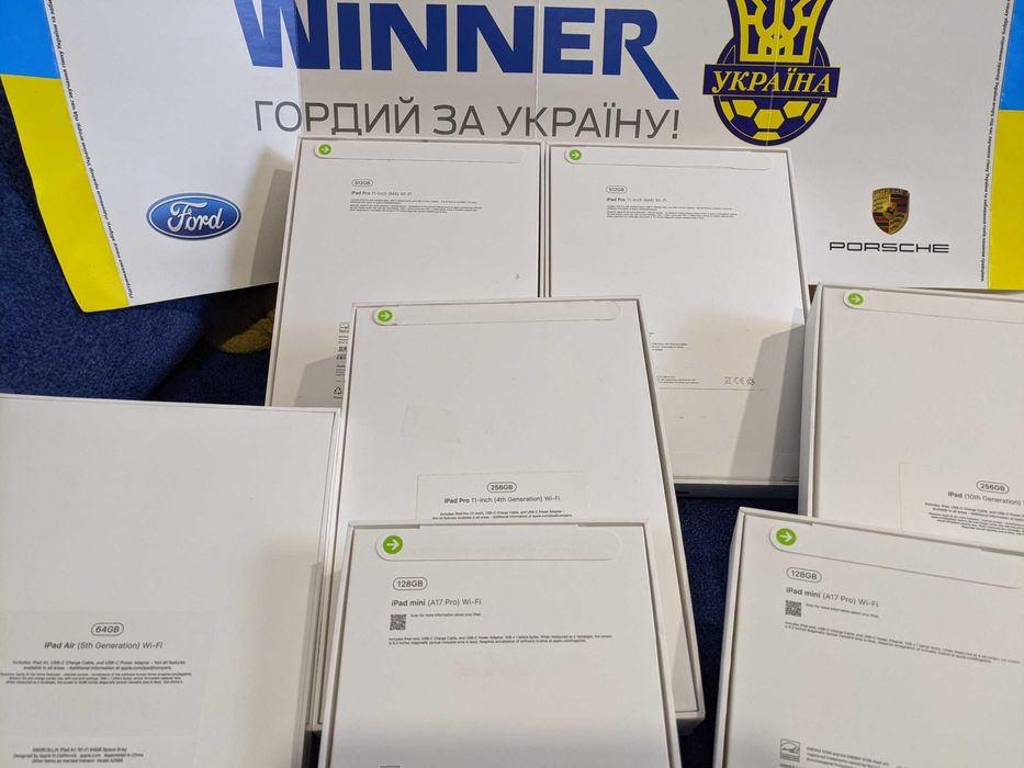 Apple iPad Pro M2/M4 11" 256GB WI-FI/Cellular (LTE) Black/Silver