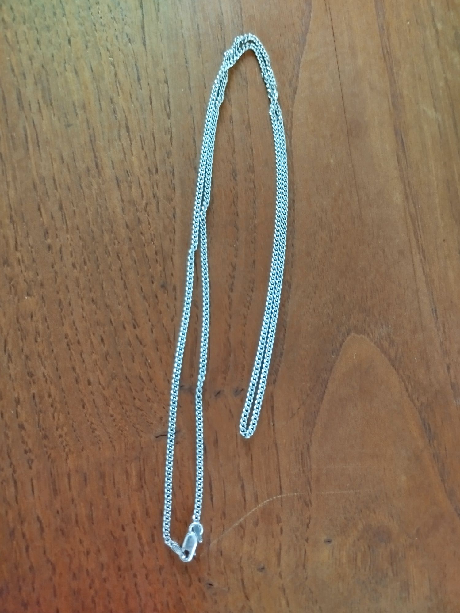 Fio de prata com 75 cm