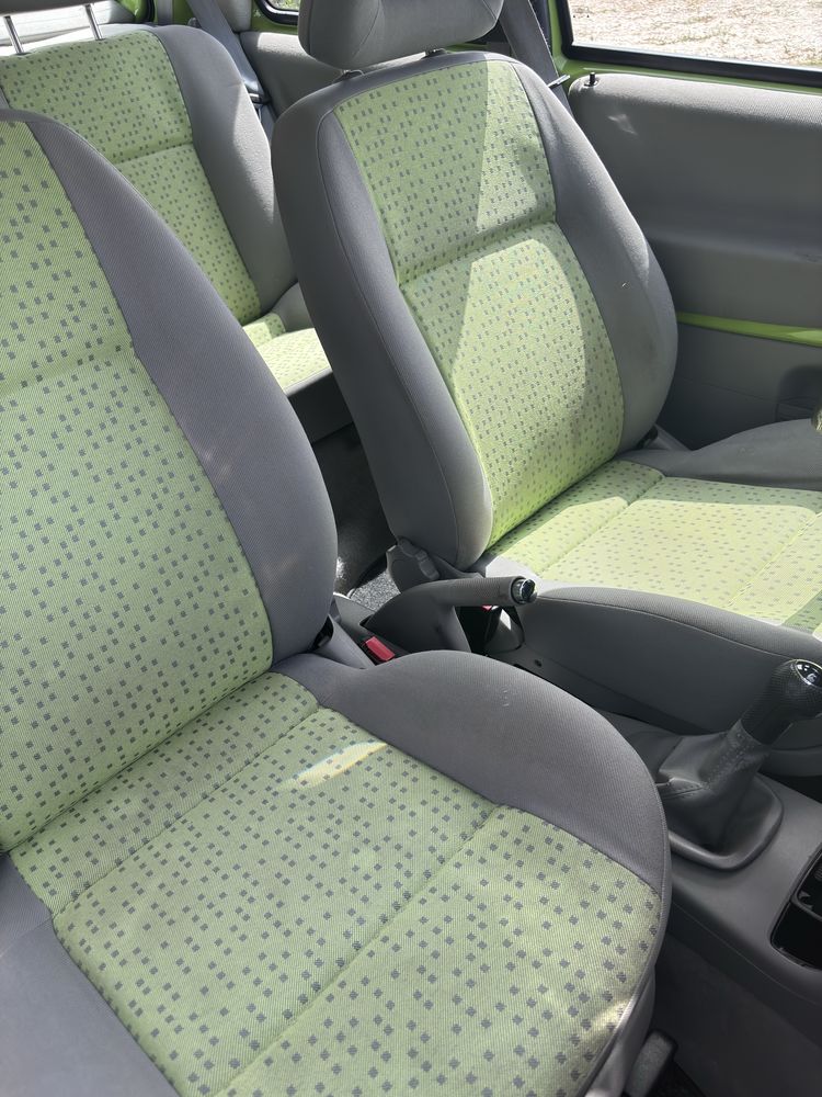 Carro impecavel  pintura interior perfeito