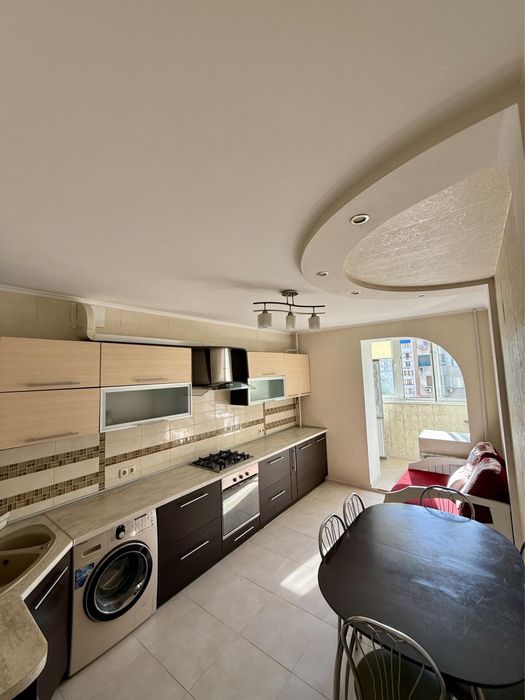 Двушка 69кв.м , Вид моря, Таирово, Газ, 65000$